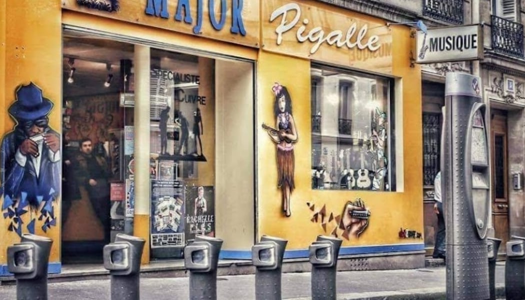 Major Pigalle (Guitare Et Ukulélé, Harmonicas, Trompette, saxophone, Micros..) 2